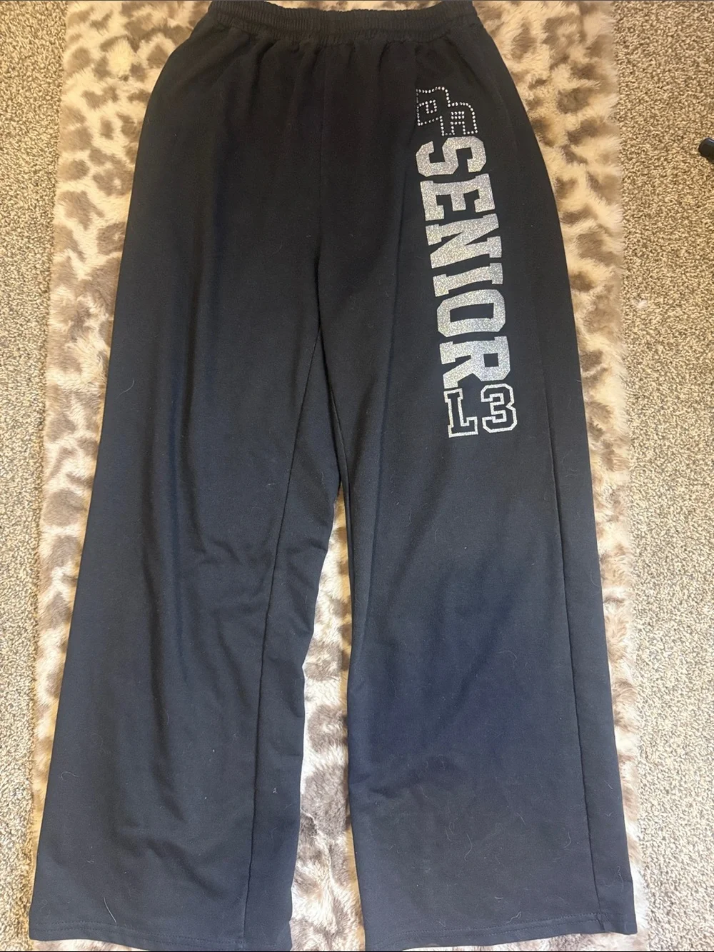 Black 'Senior L3' Girls' Cozy Sweatpants